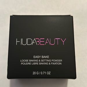 Huda Beauty EASY BAKE LOOSE BAKING & SETTING POWDER Cherry Blossom